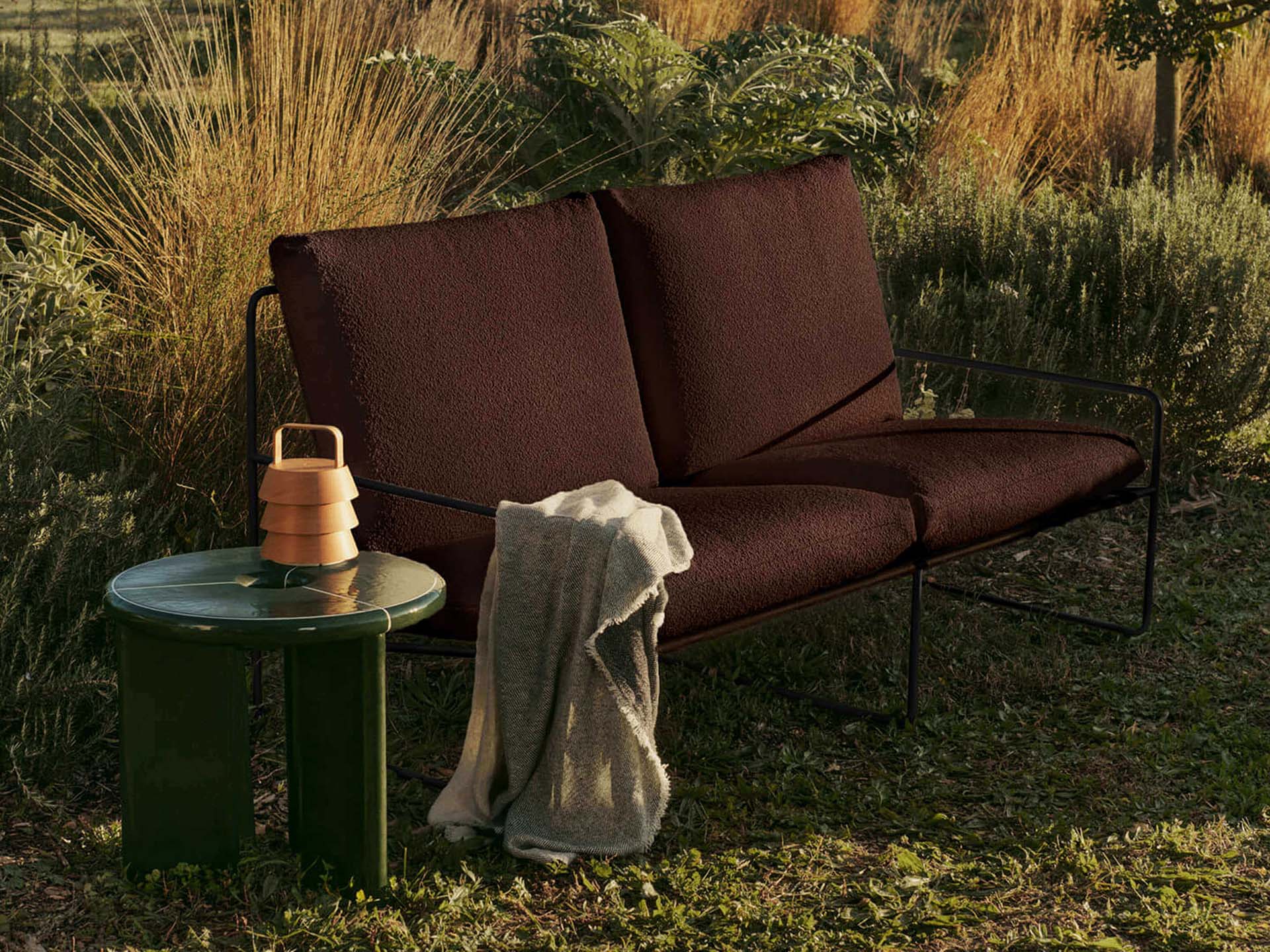 Desert 2-seater - Black - Pure Bouclé - Chestnut - Image 2