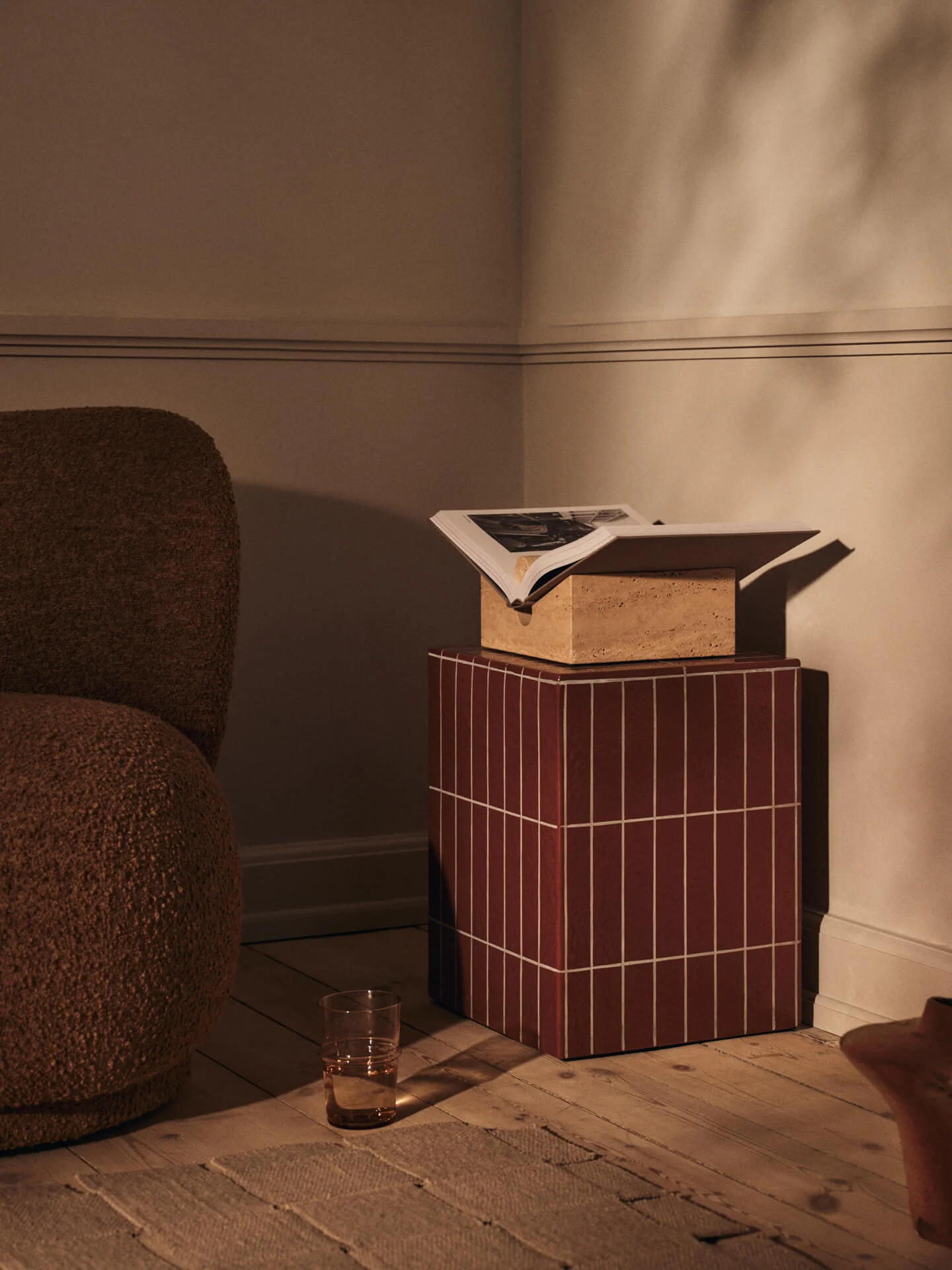 Tvara Book Stand - Travertine - Image 2